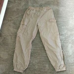 Forever 21  cargo pants size S